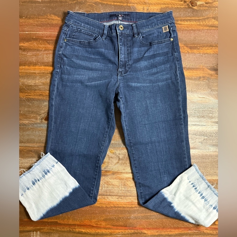 Tommy Hilfiger Women Size 10 Dark Wash Skinny Raw Hem Stretch Denim Jeans EUC